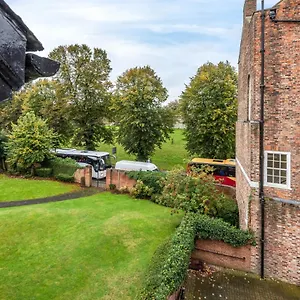 https://feversham-house-york.yorkshirehotels.net