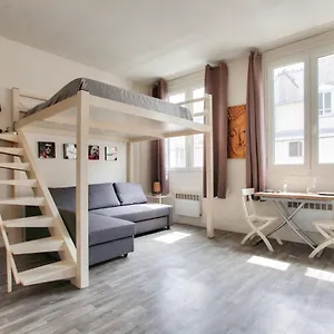 https://superbe-appartement-au-coueur-de-rochechouart.fr-paris.fr